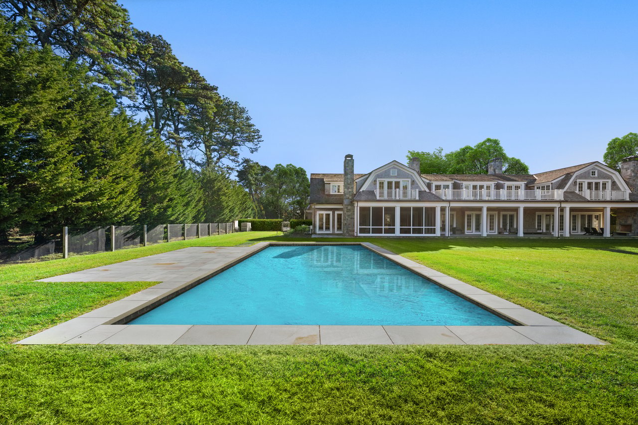 Stunning Residential Estate in Osterville 