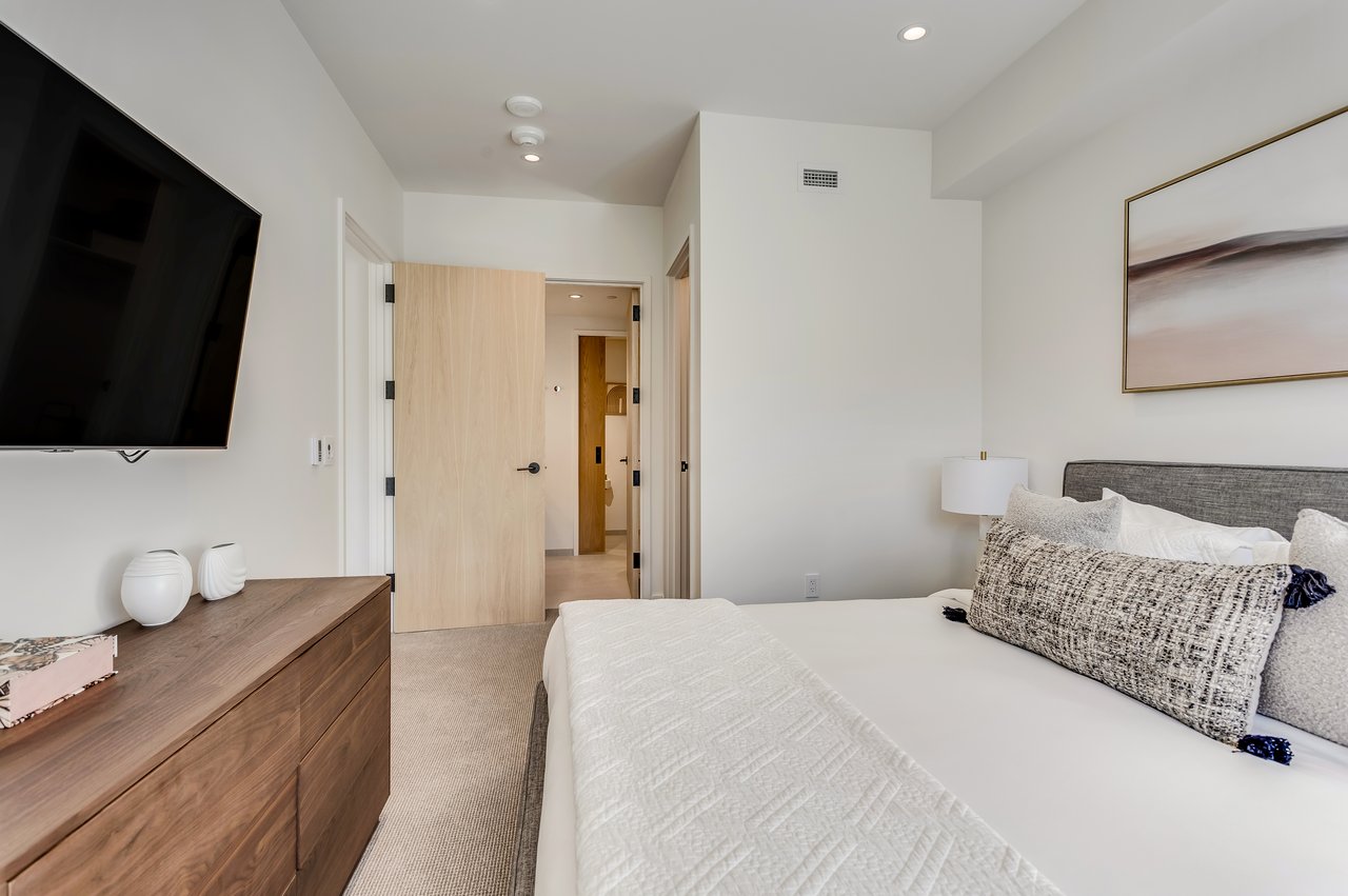 Electric Pass Lodge Gem