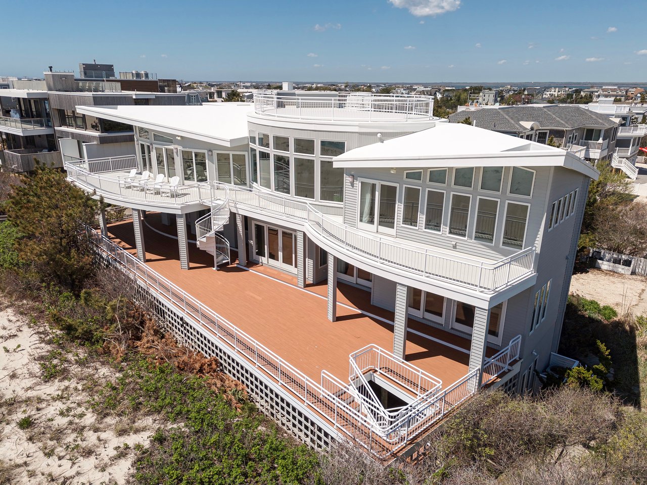 101 E Long Beach Boulevard 
