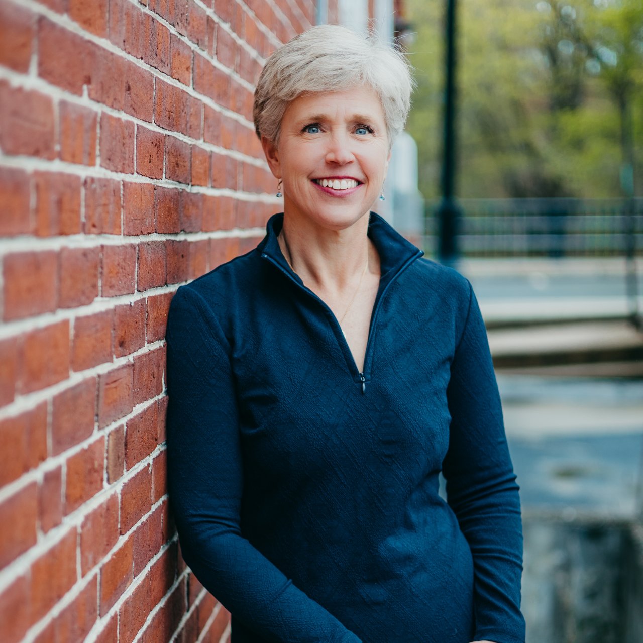 Charlotte Gill Bridgton, ME Real Estate Agent Headshot