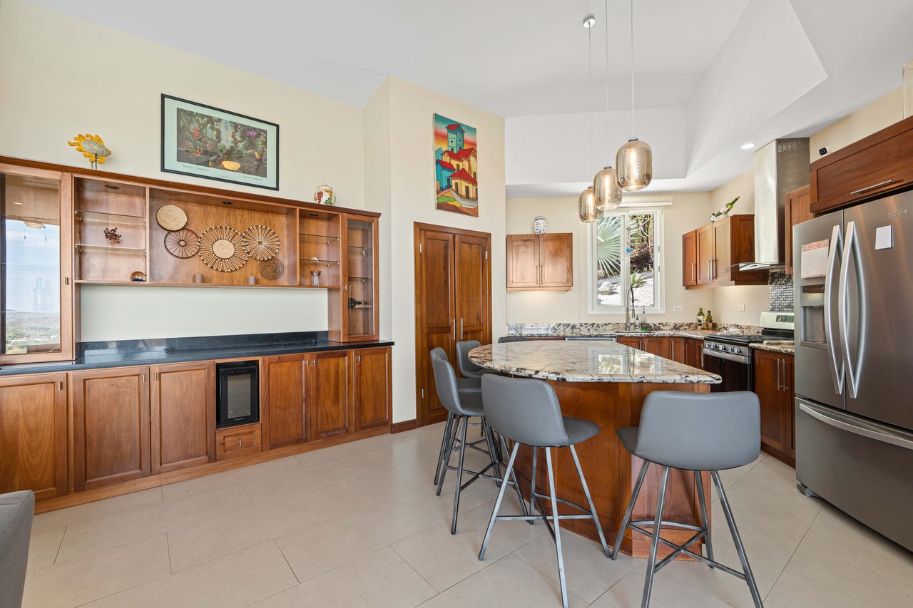 Casa Por Fin | 4-Bedroom Ocean-View Home in Gated Community, just 10 minutes from Tamarindo!