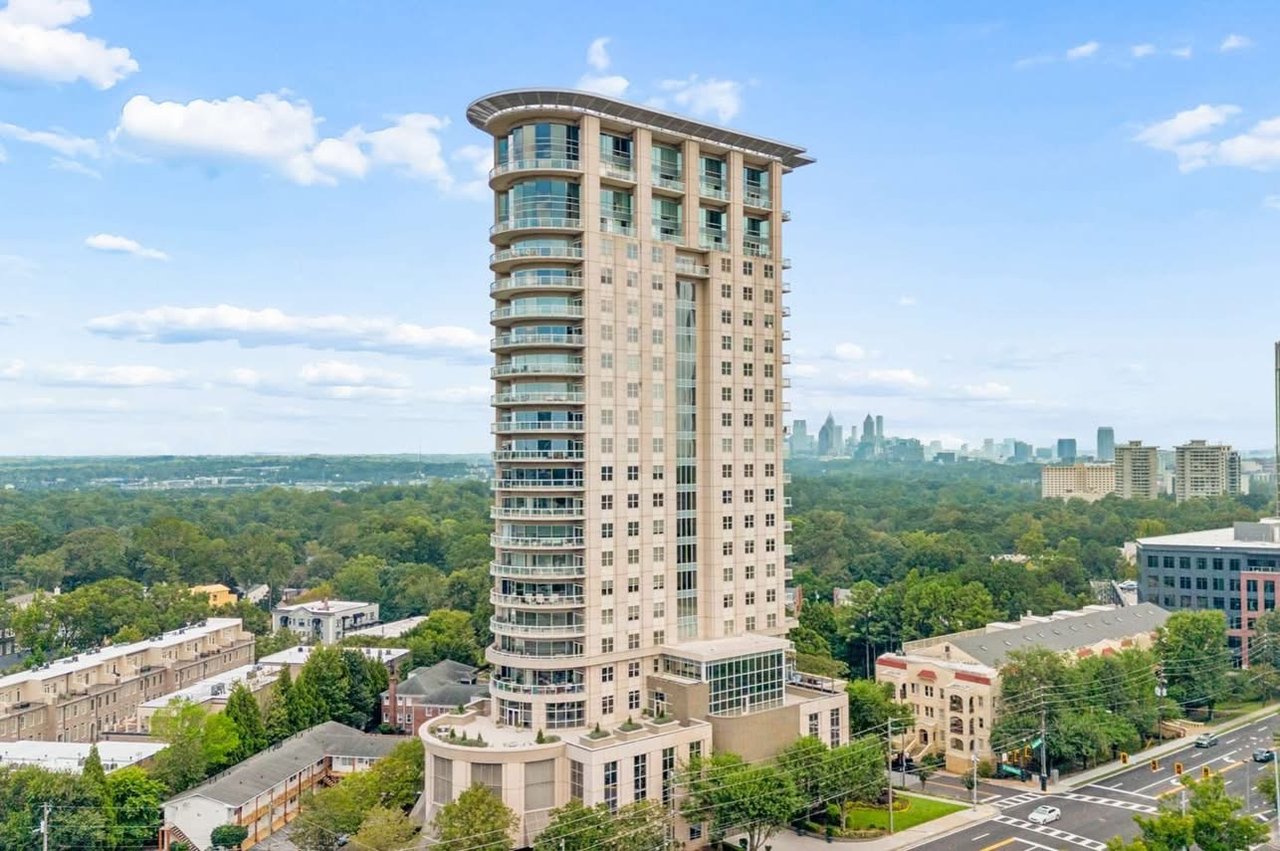 2881 peachtree rd