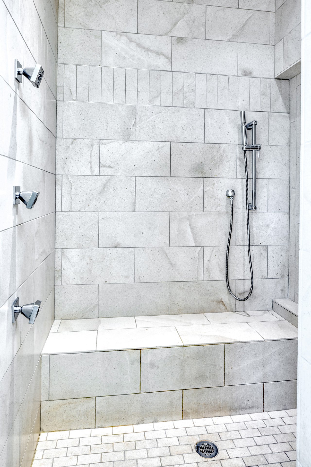 5434 E Lincoln Drive 50