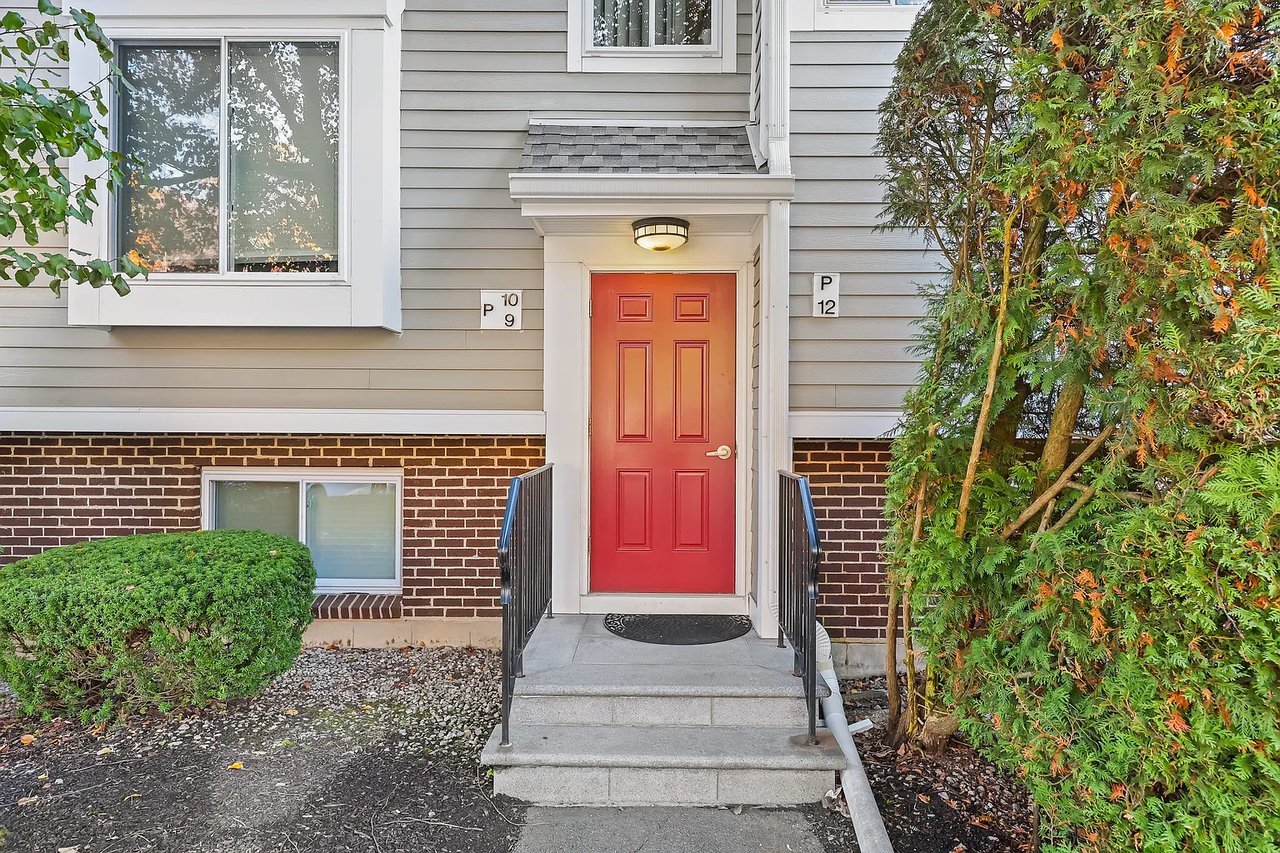 71 Aiken Street APT P12