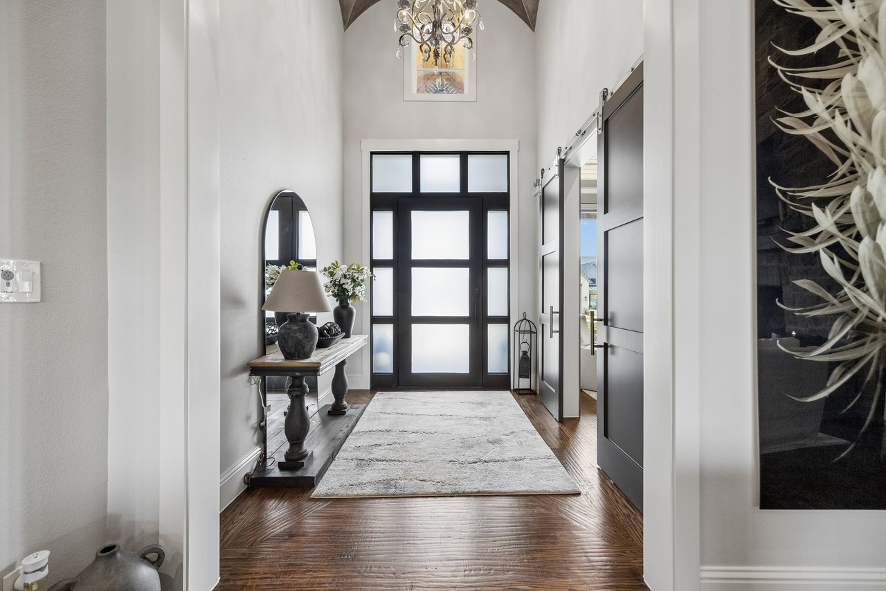 317 Knights Trail