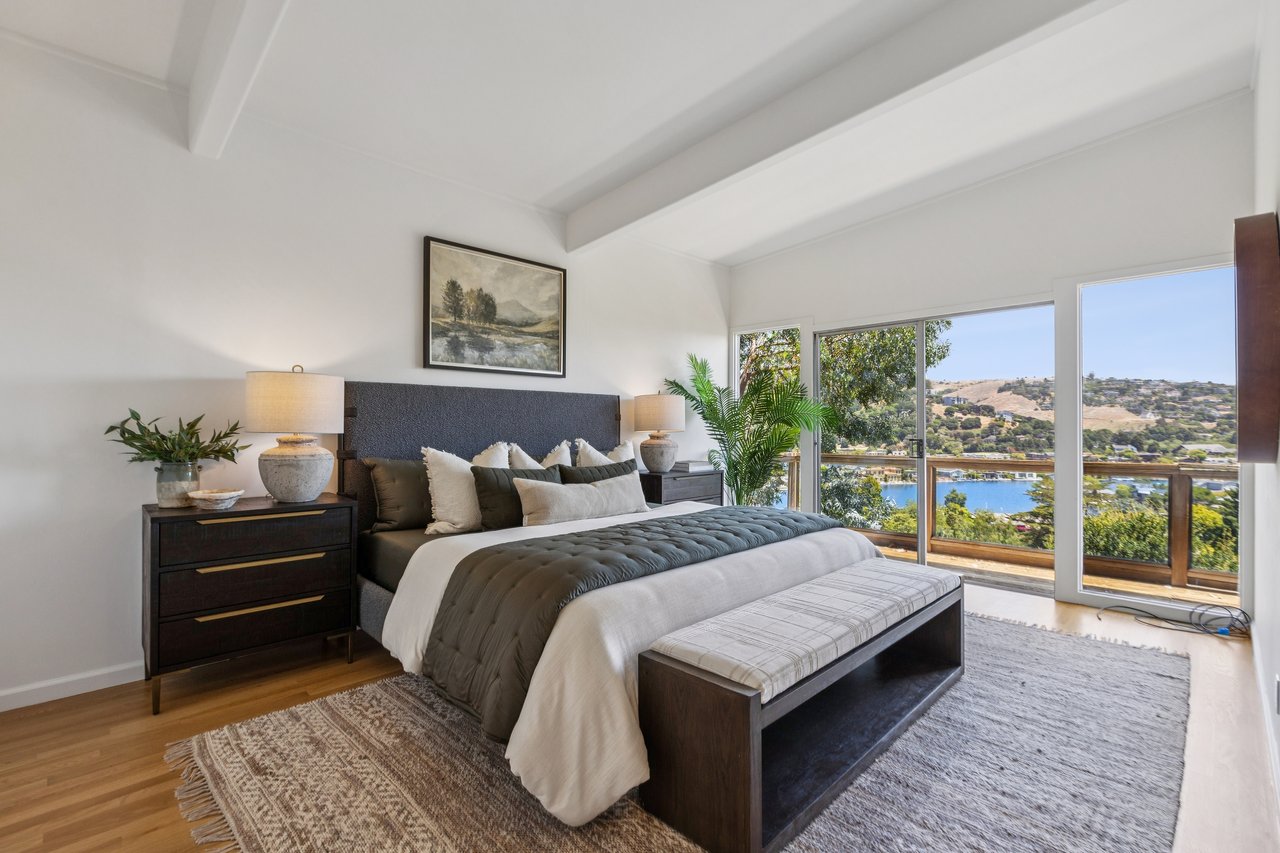 Desirable Location on Belvedere Island