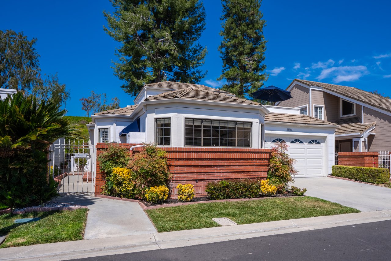 28385 Borgona, Mission Viejo 92692	