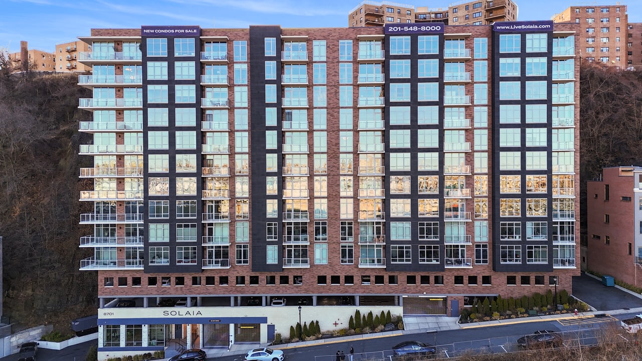 8701 Churchill Rd Unit 1401