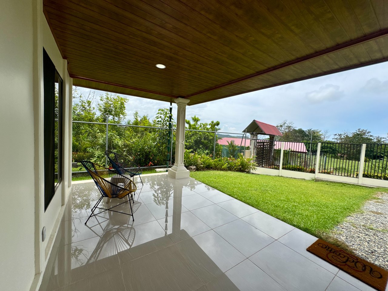 Great house & property with extra lot ready to build