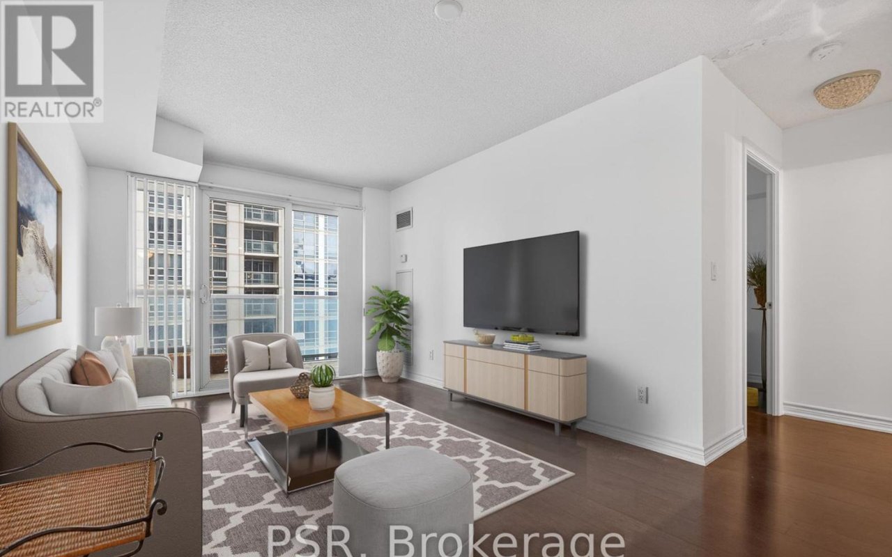 2414 - 761 Bay St