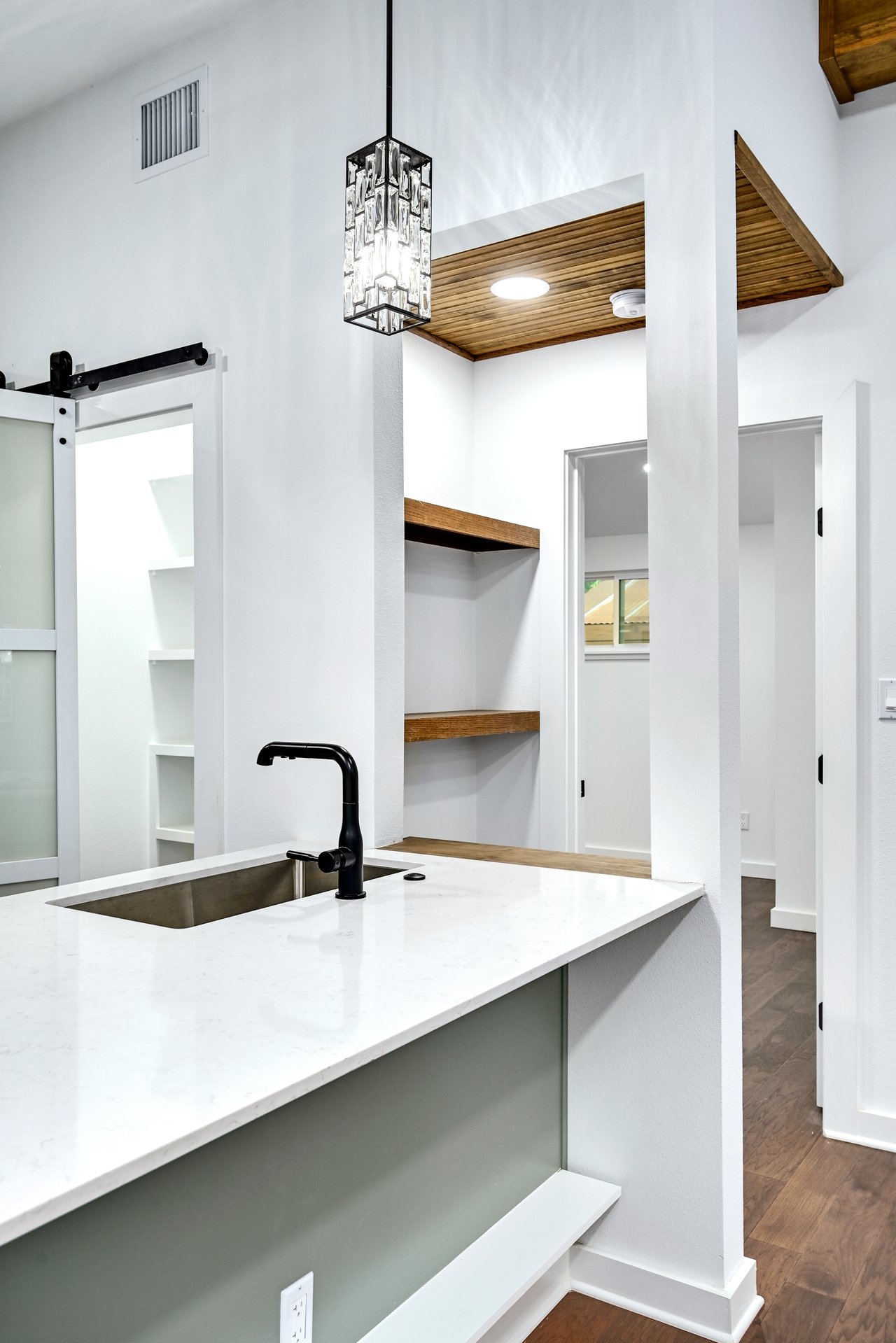1006 Cherico St