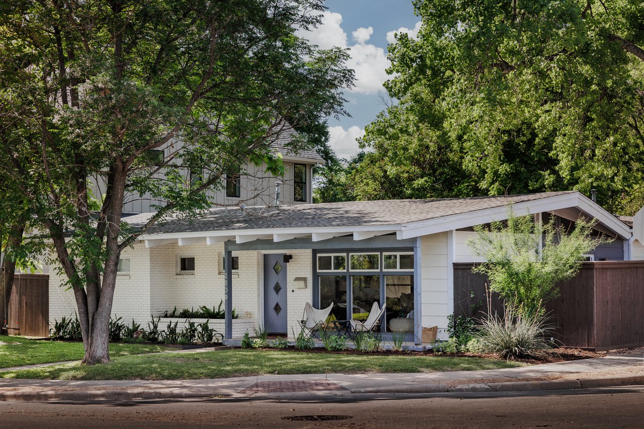 2809 W 50th St.