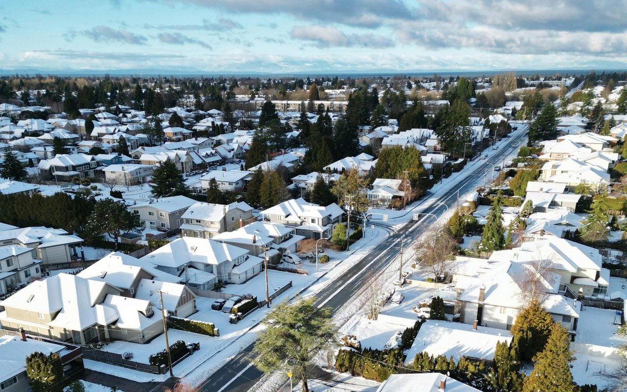 the vancouver rennie advance | January 2026