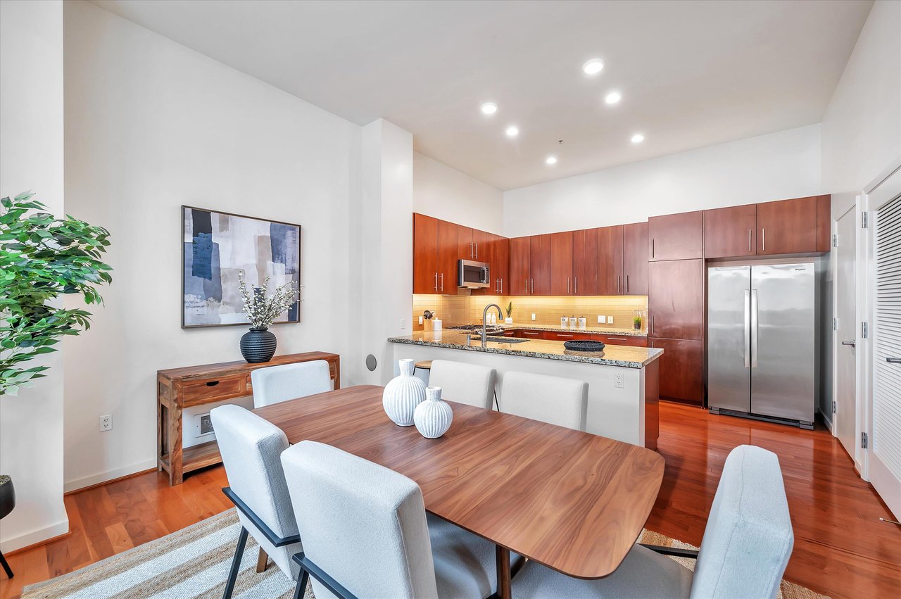 325 Berry Street Unit: 107