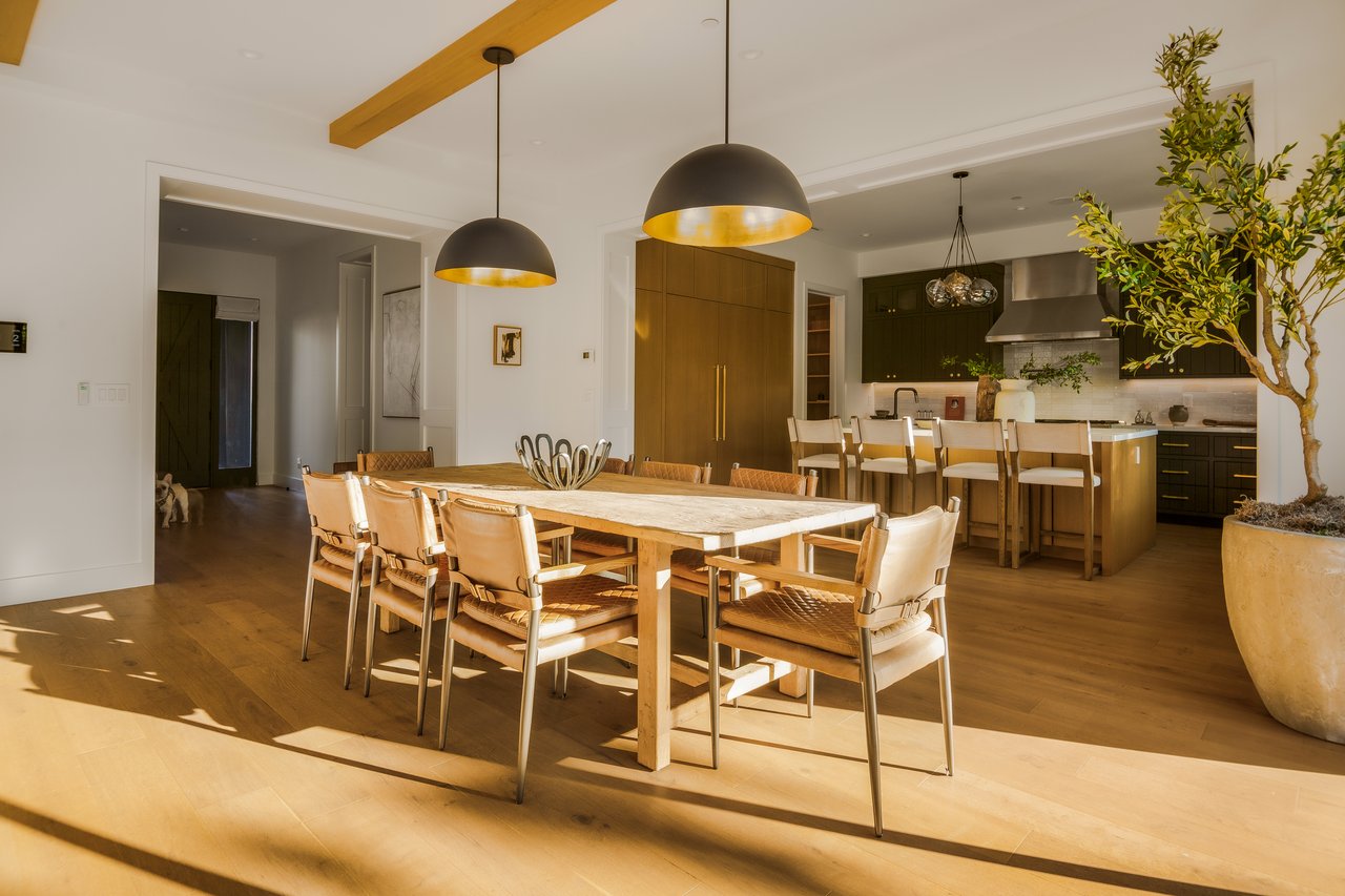 4261 Denny Ave, Toluca Lake 