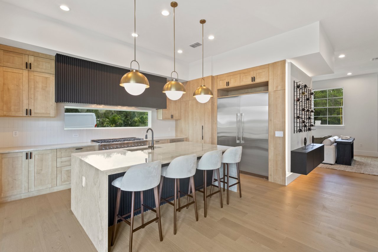 7706 Ficquette Rd- Windermere