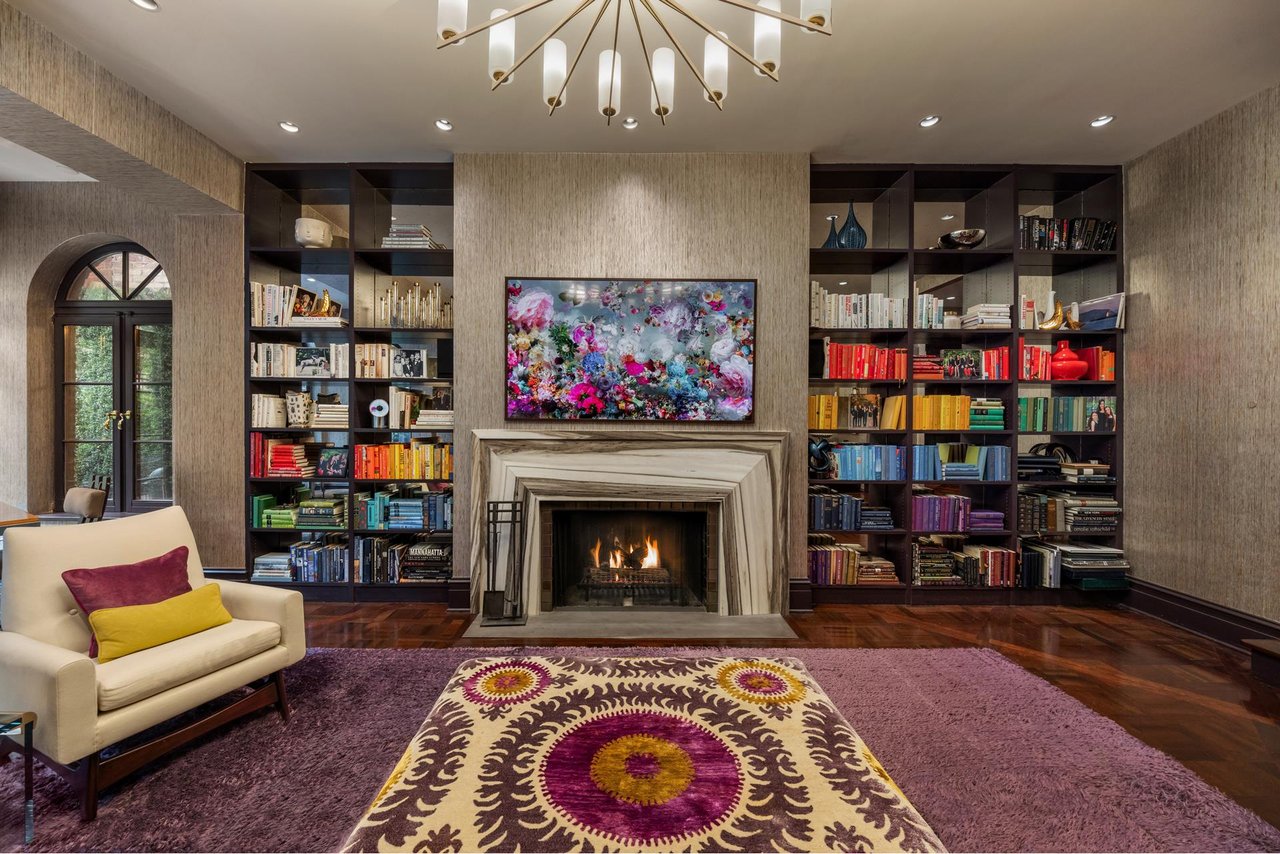 180 E 75TH St - In Contract