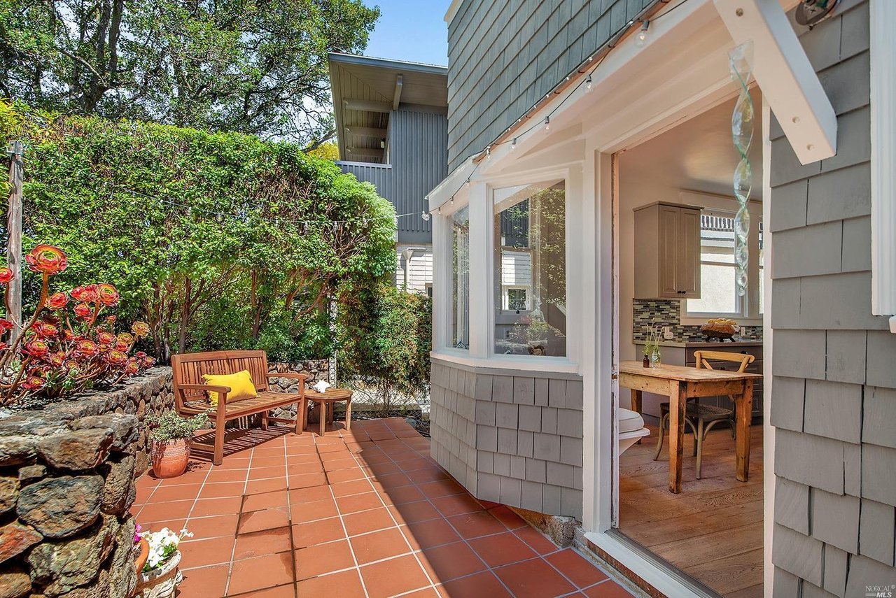 148 Harrison Avenue