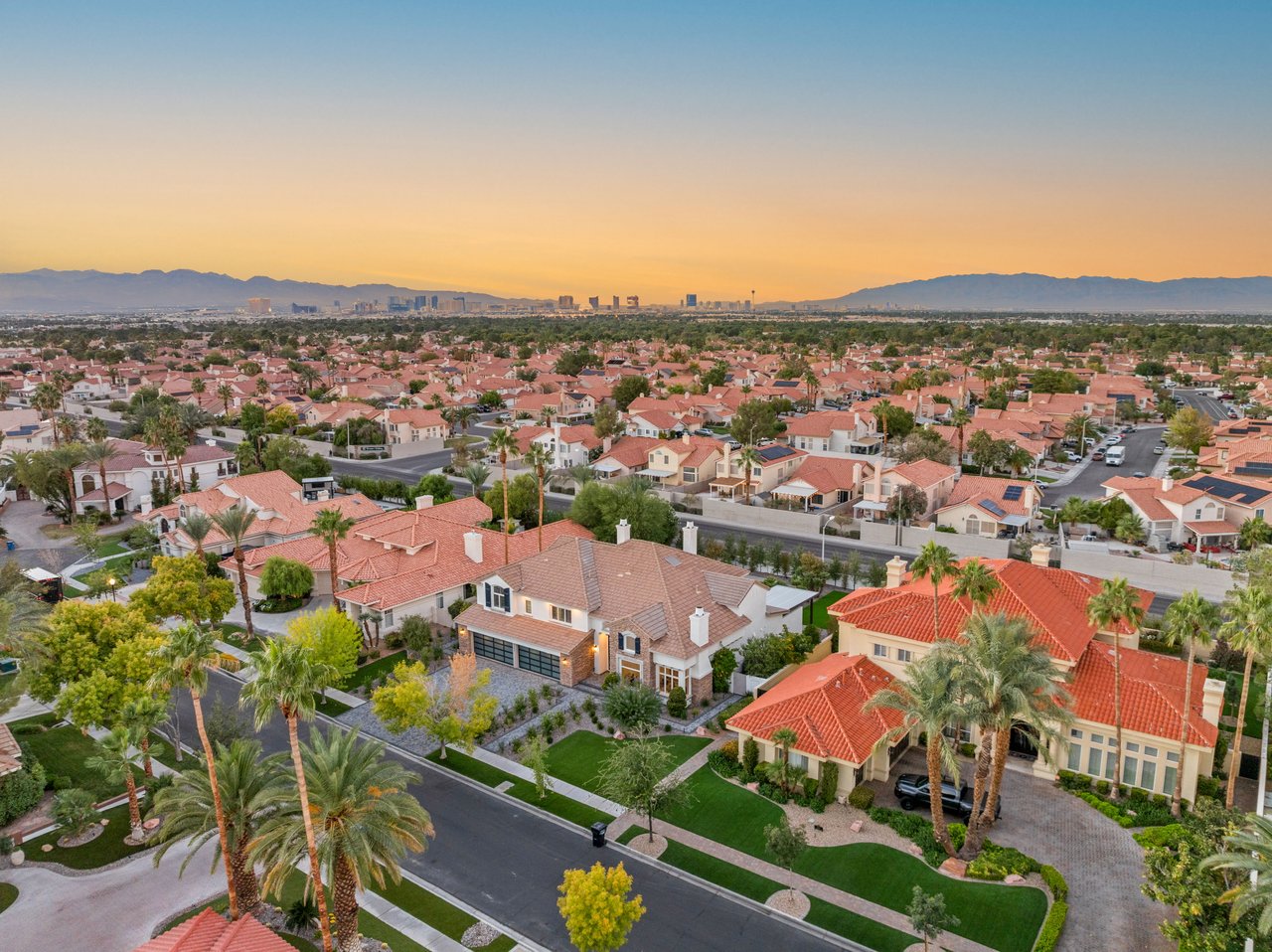 Inside The Fountains Henderson NV HOA: Fees, Rules, and What You Really Get for It