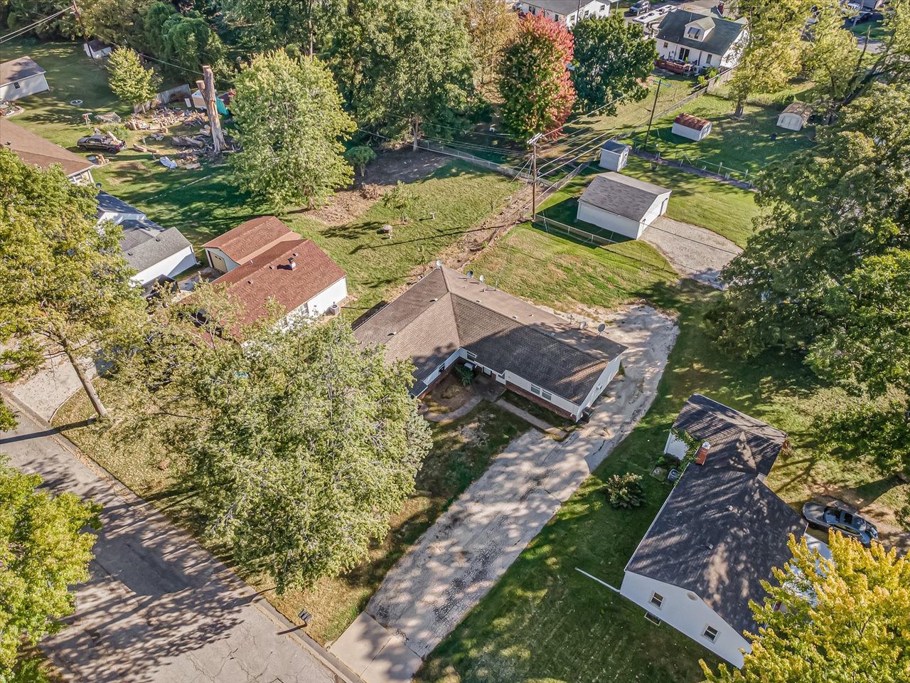 Prime Fairview Heights Triplex – Live for Less or Boost Your Cash Flow!