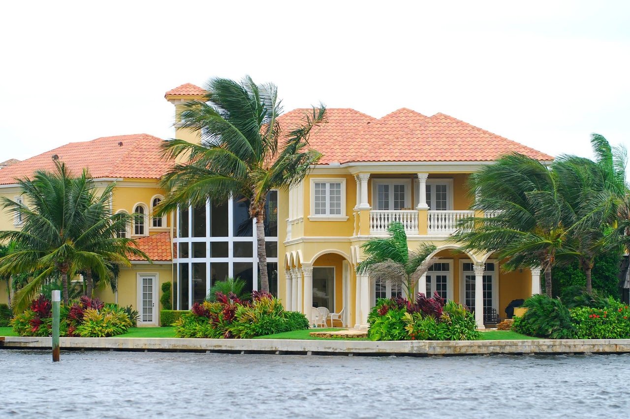 What Season is Best for Selling Your Home in Naples, Florida?