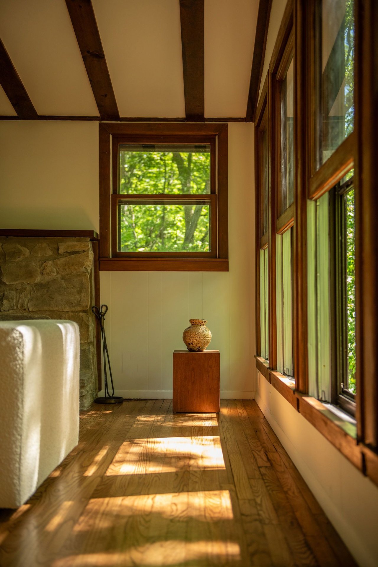 276 Chestnut Hill Road, Woodstock