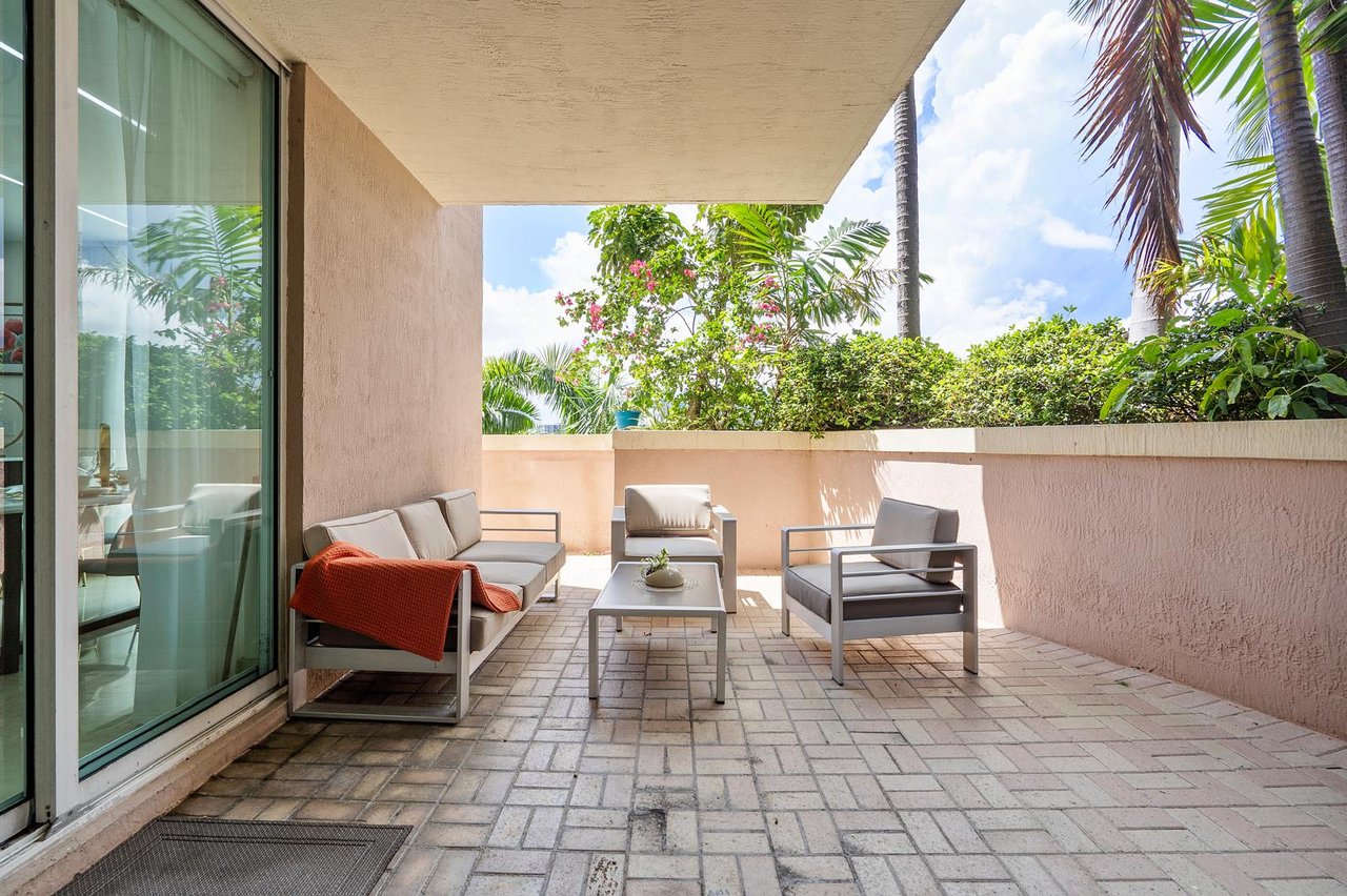 King David Short-Term Rental | Prime Location