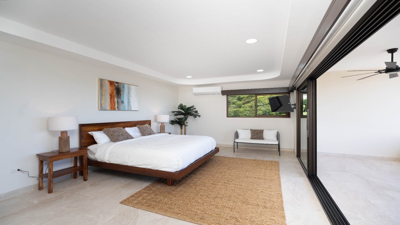 Villa Vista Serena