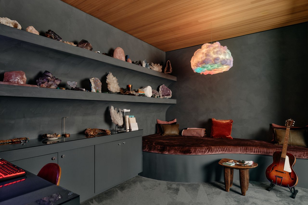 9551 Oak Pass Rd, Beverly Hills