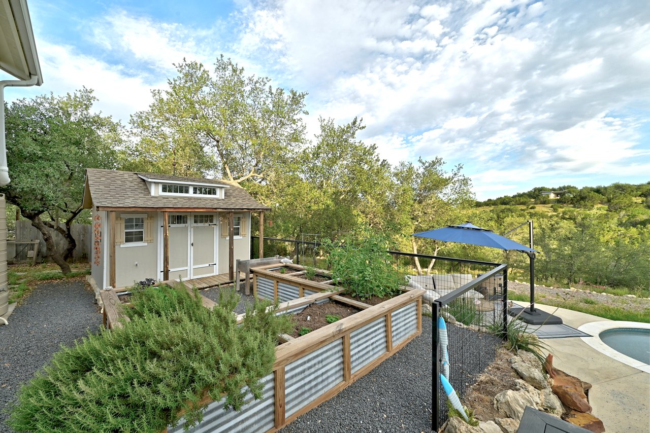 4115 Noon Day Cove