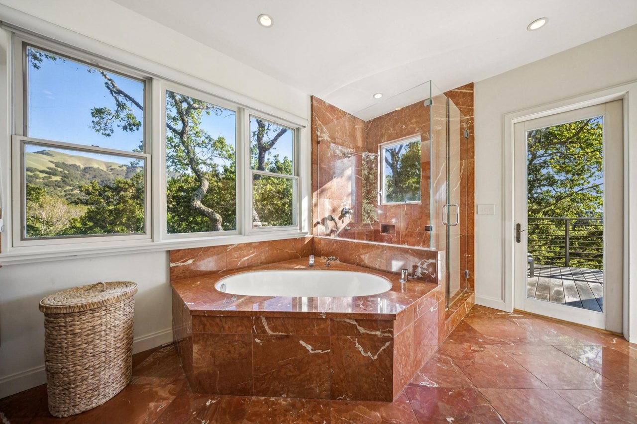 10 Maoli Drive, San Rafael