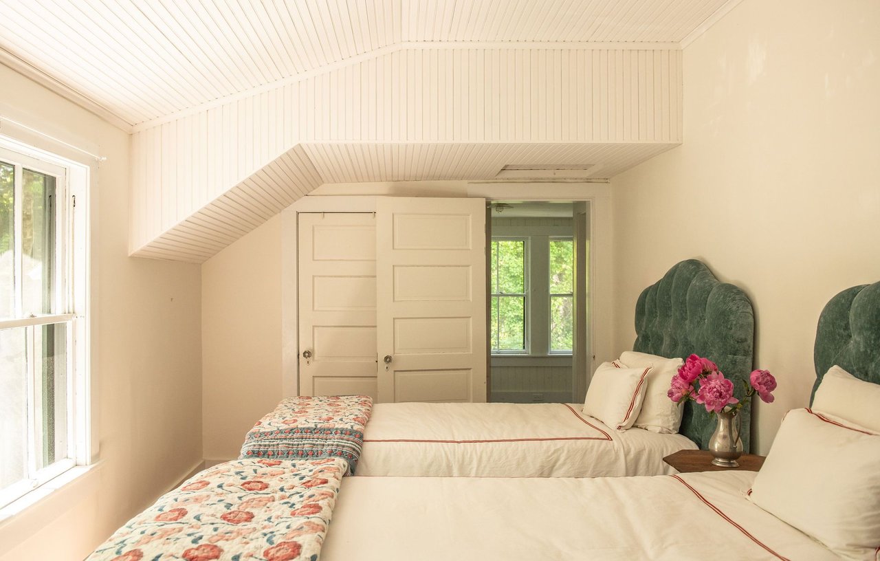 9 Yale Hill Road, Stockbridge, MA