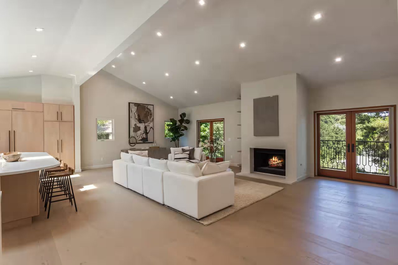 Casa Eleanora by Oraklus