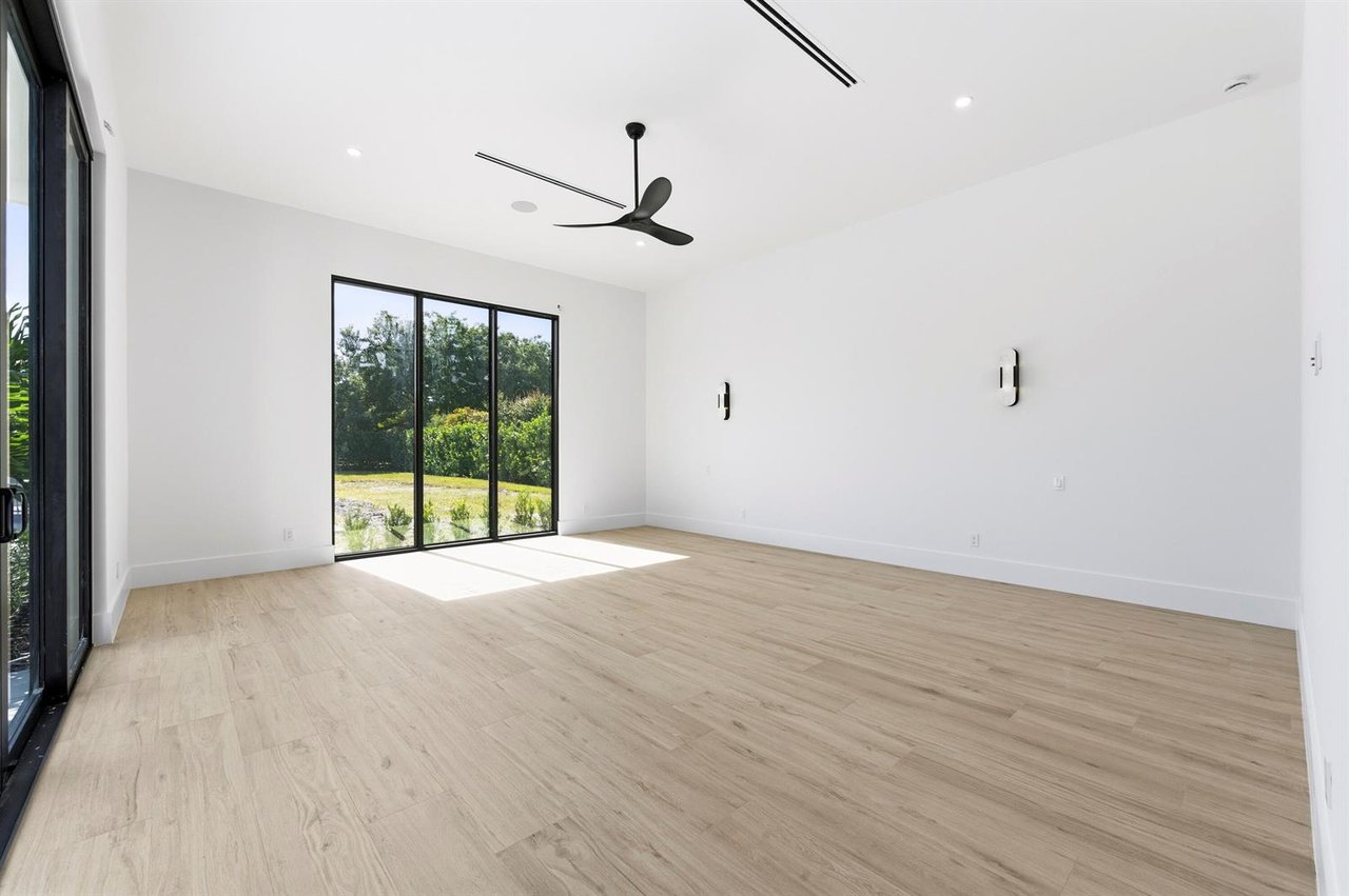 5770 Dixie Belle Road