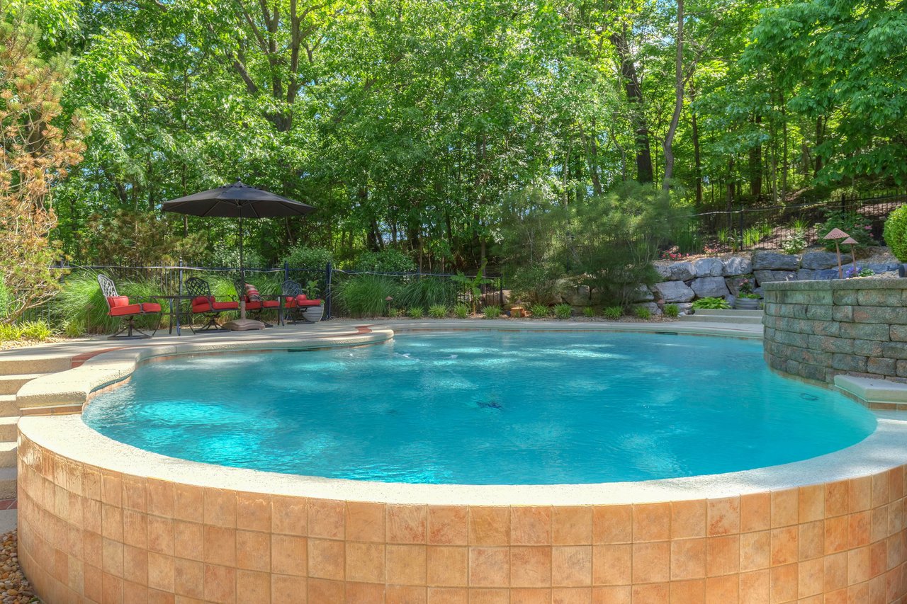 1105 Shepard Oaks Drive