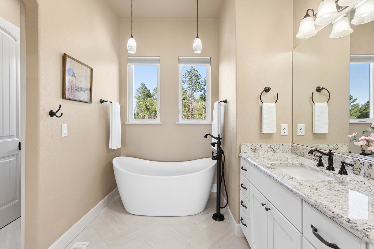 14894 Snowy Pine Point