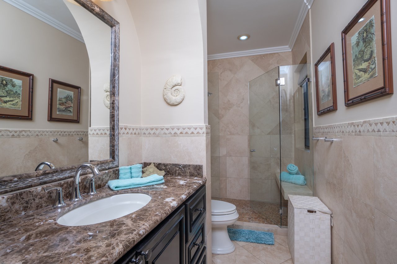 Casa Loro - Luxury Estate