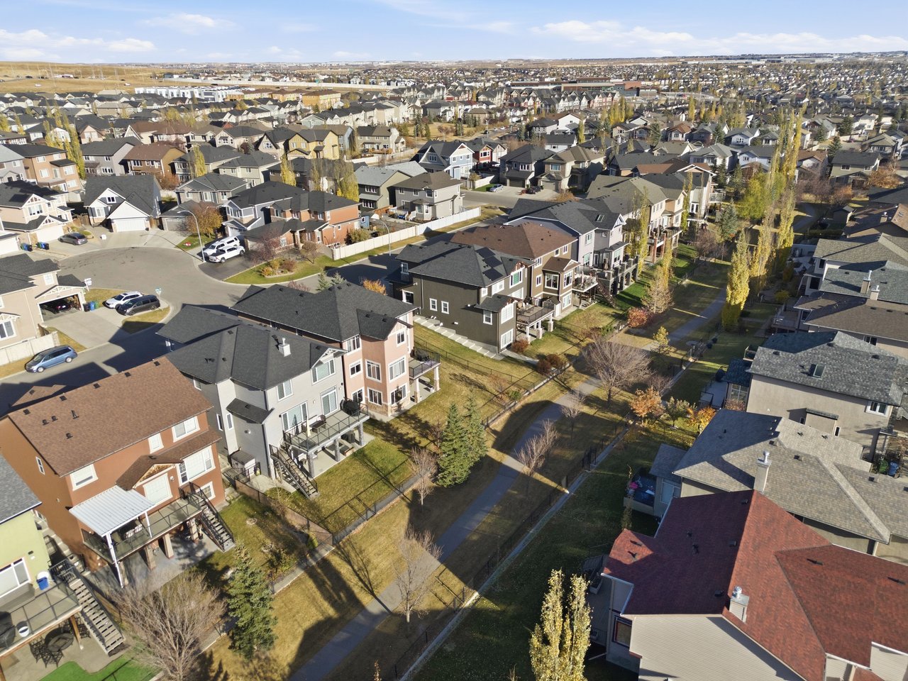 71 Panatella View NW