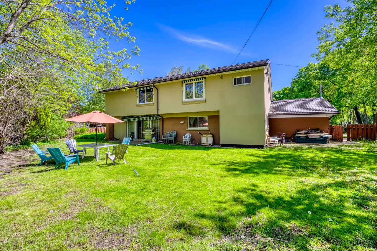 220 Woodhaven Park Dr, Oakville