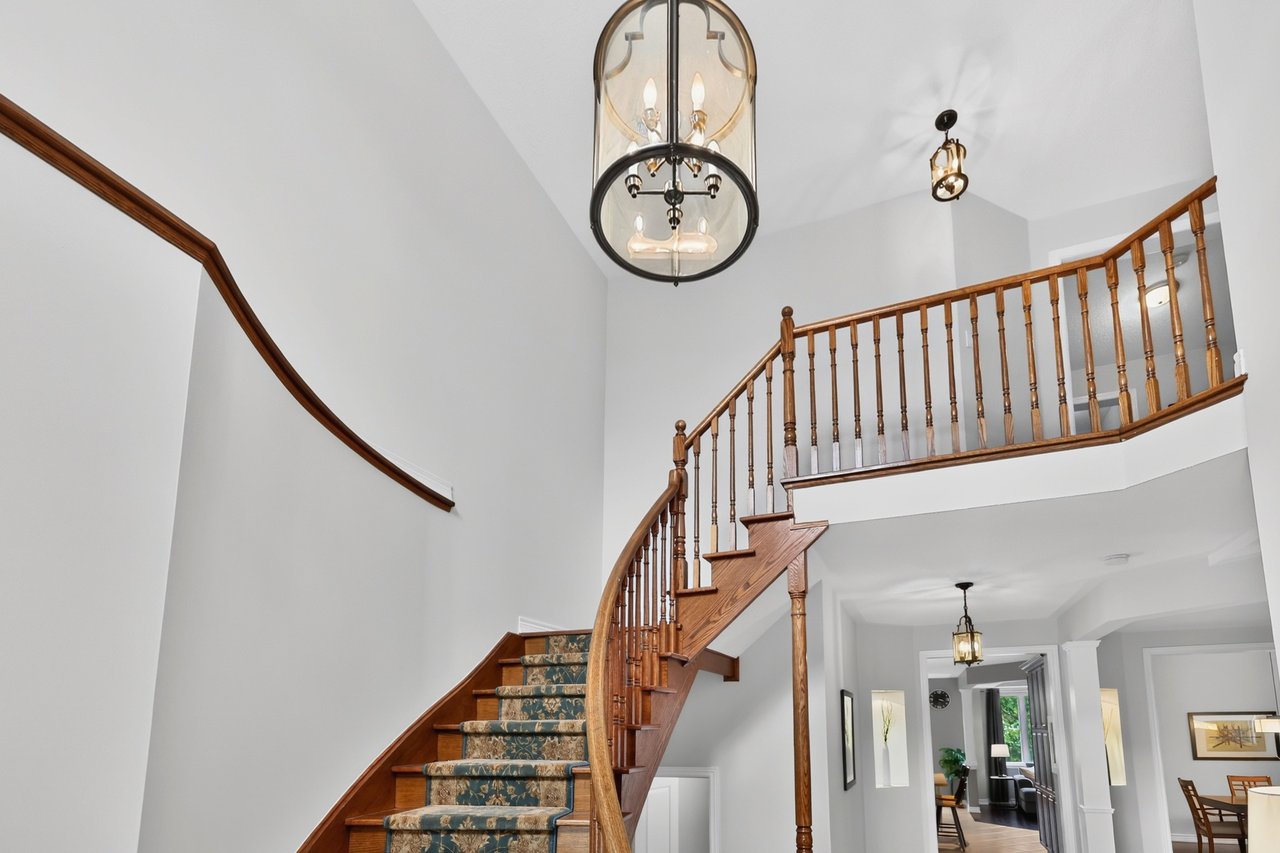 2269 Whitworth Drive, Oakville 