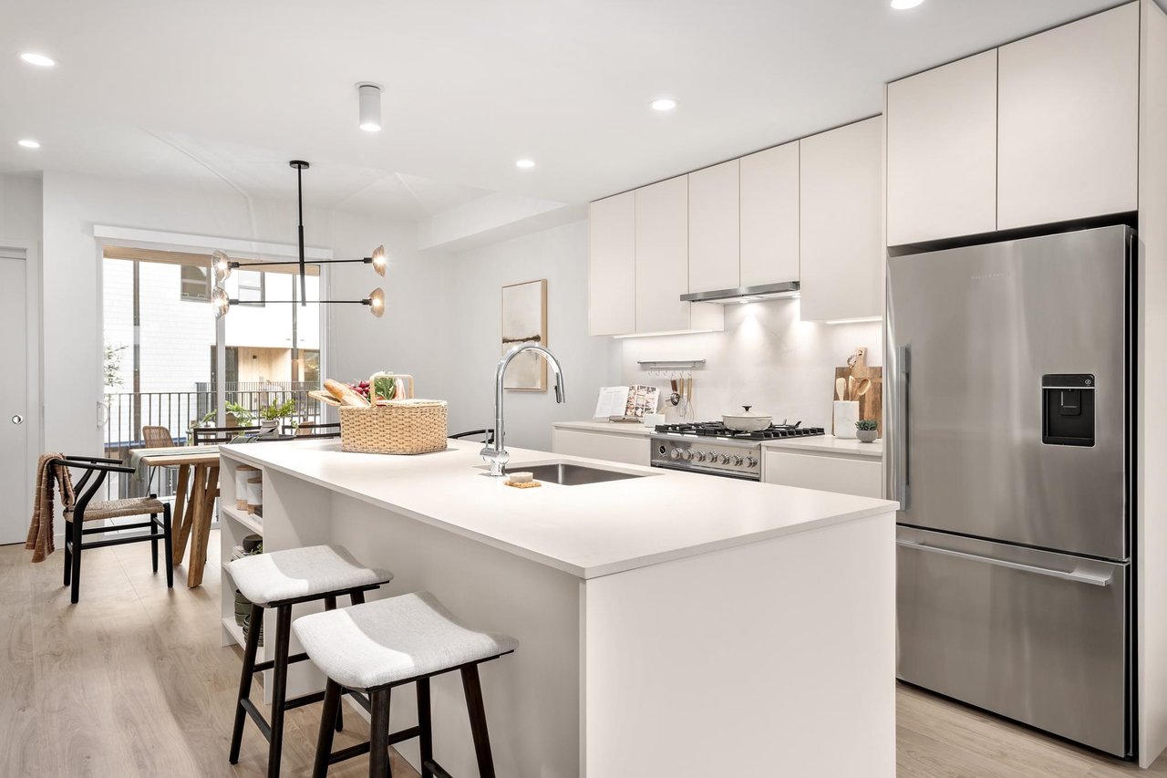 22-6340 Market Ave