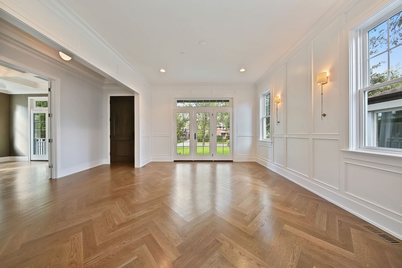 High-End Transitional Designed Home
