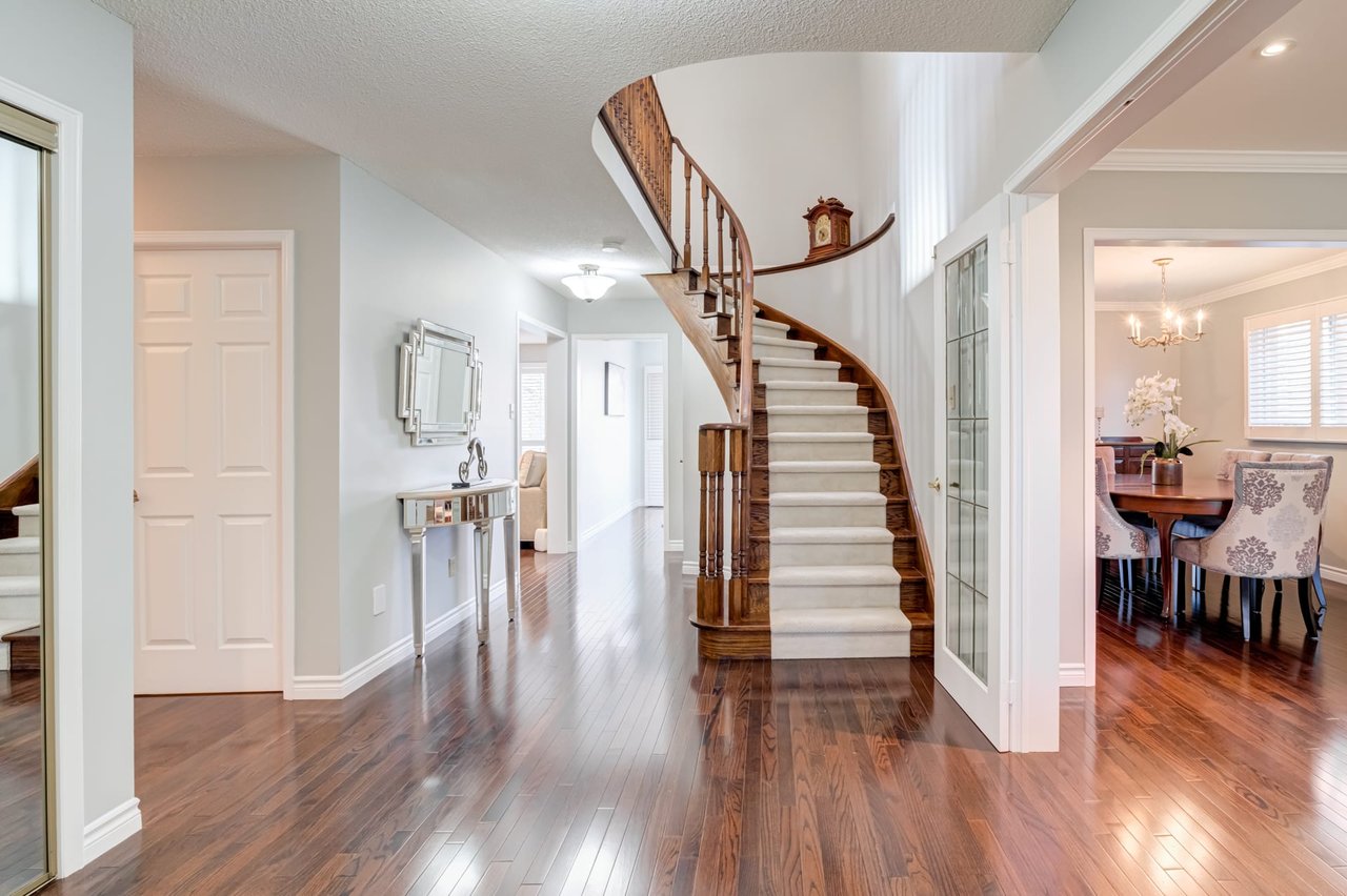24 Crandall Dr