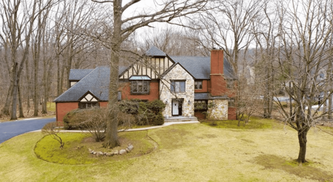 96 Mohawk Ave, Norwood