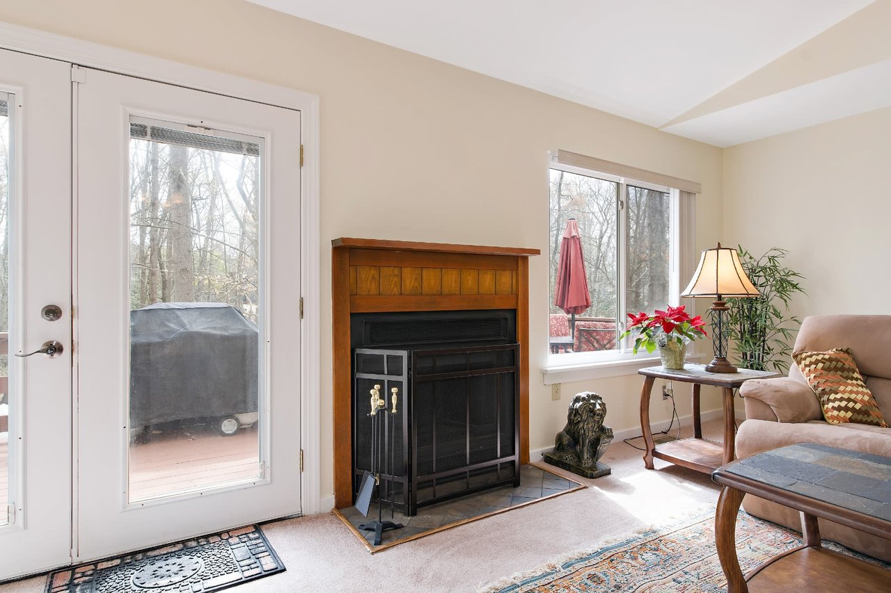1457 Lockett Ridge Road