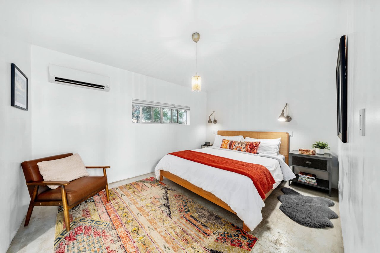 1518 Valley Drive, Topanga