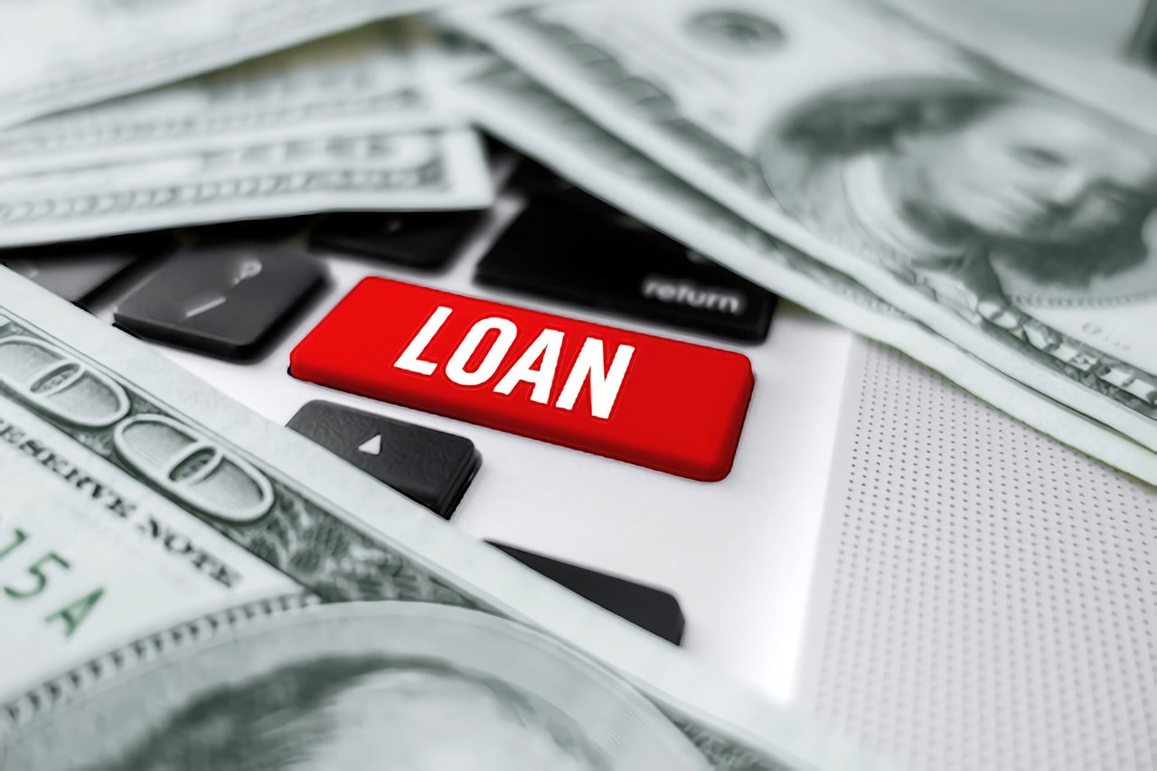 Using Personal Loans Against Credit Card Debt