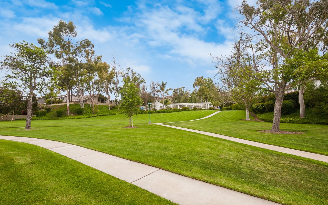 15 Bluff View