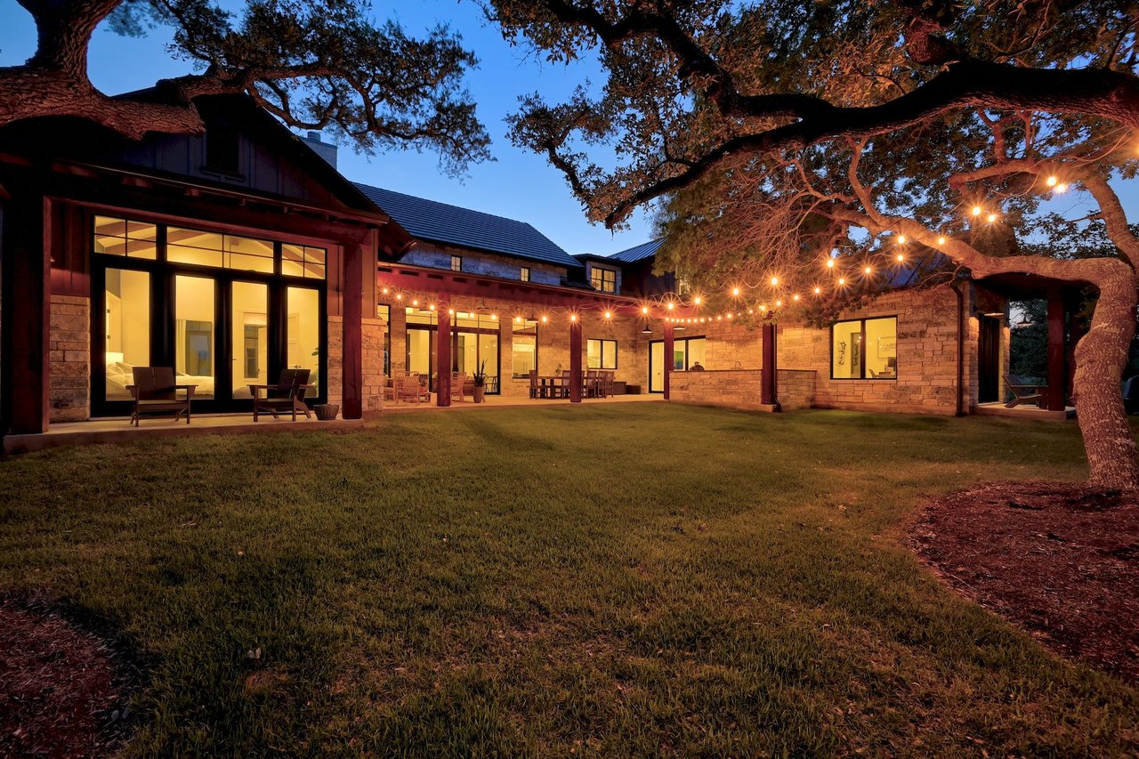 Luxury estate in Dripping Springs near Camp Lucy