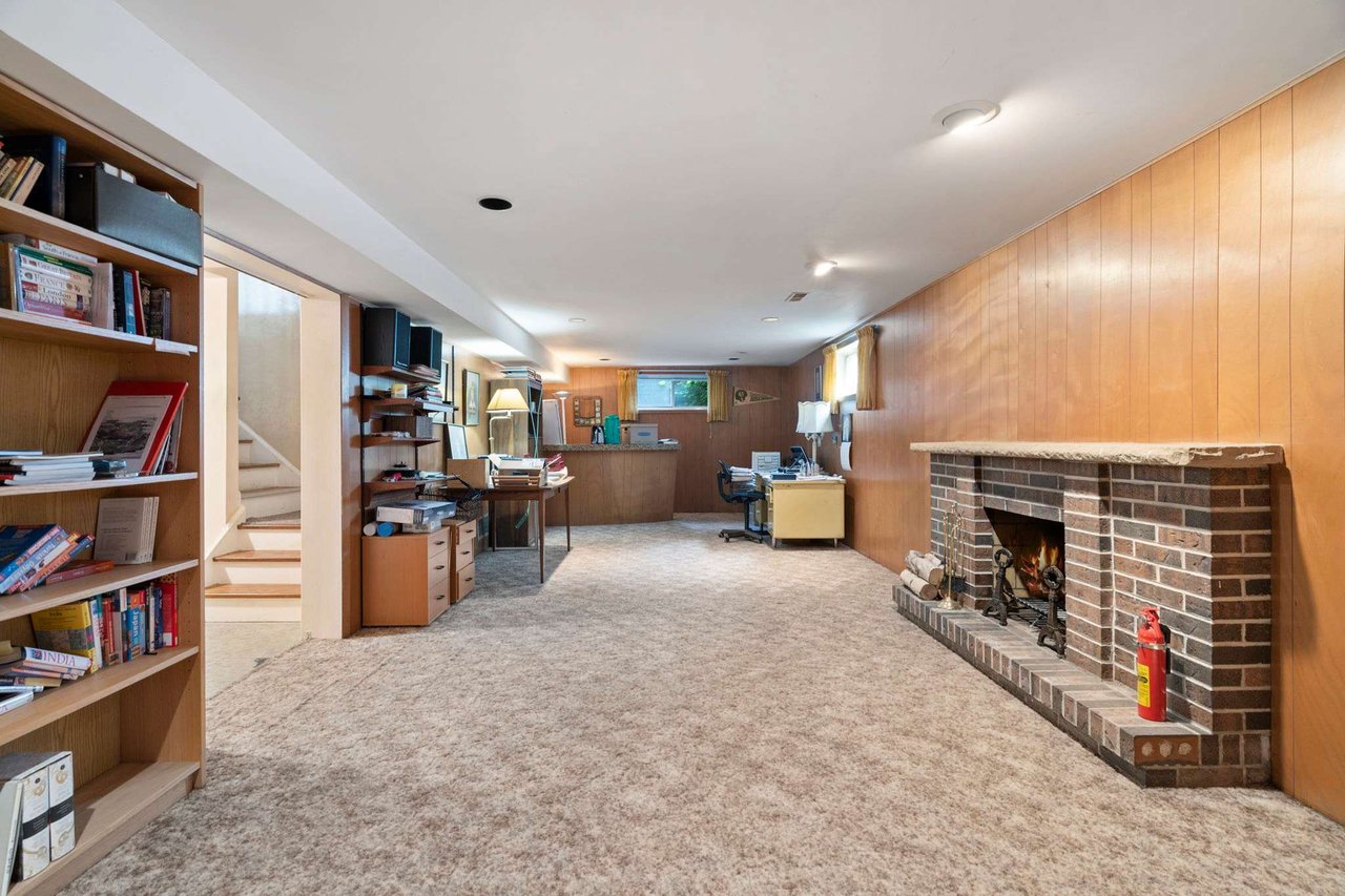SOLD: Most Sought After St. Andrews Enclave